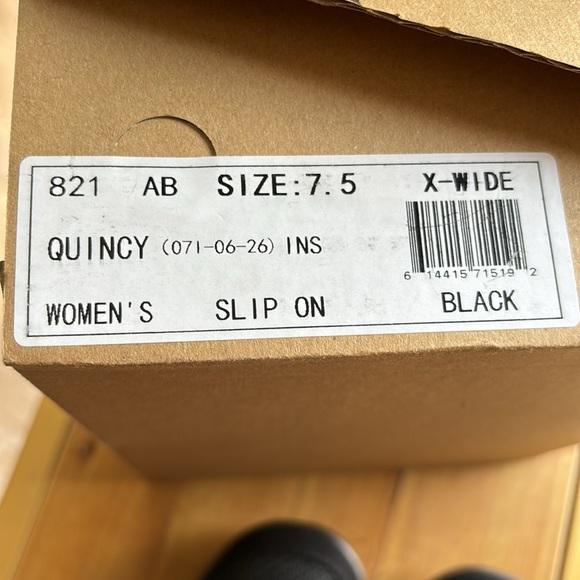QUINCY Slip on by ORTHOFEET black size 7.5 x-wide DIABETIC SHOE. New - Picture 9 of 9